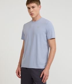 Camiseta Regular em Tecnologia Dry com Estampa Lettering