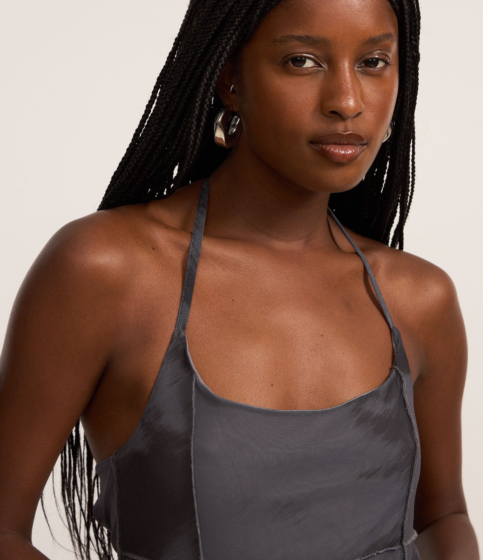 Vestido Longo em Tule com Alça Fina e Estampa Manchadinha Cinza 4