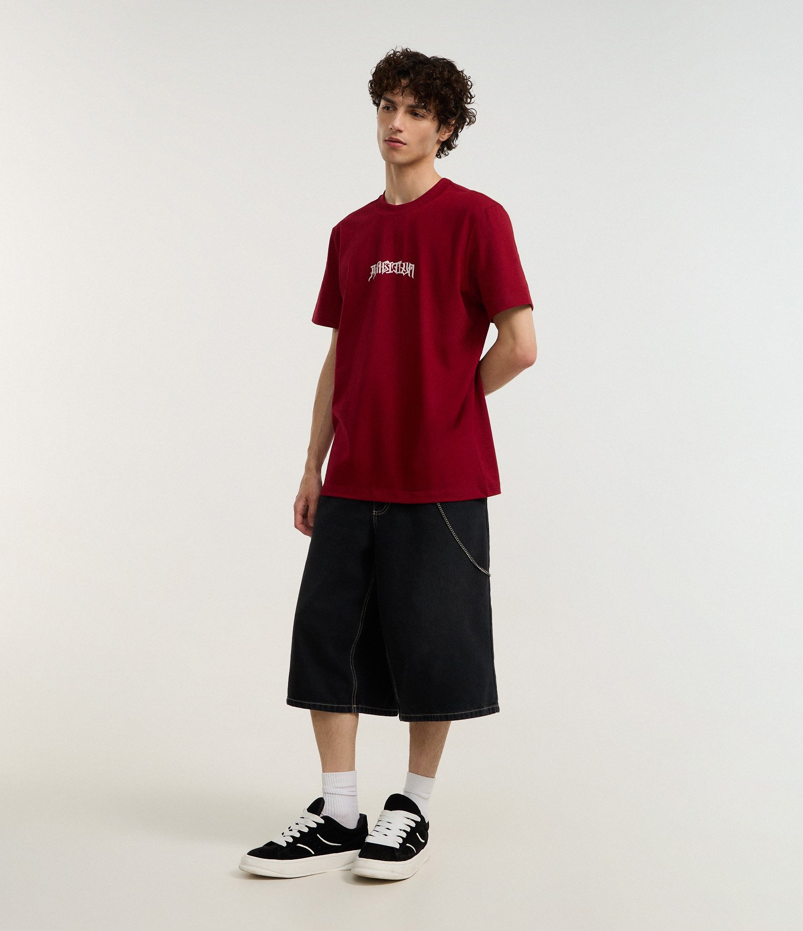 Camiseta Comfort em Algodão com Estampa Lettering Ambicion Vermelho 2