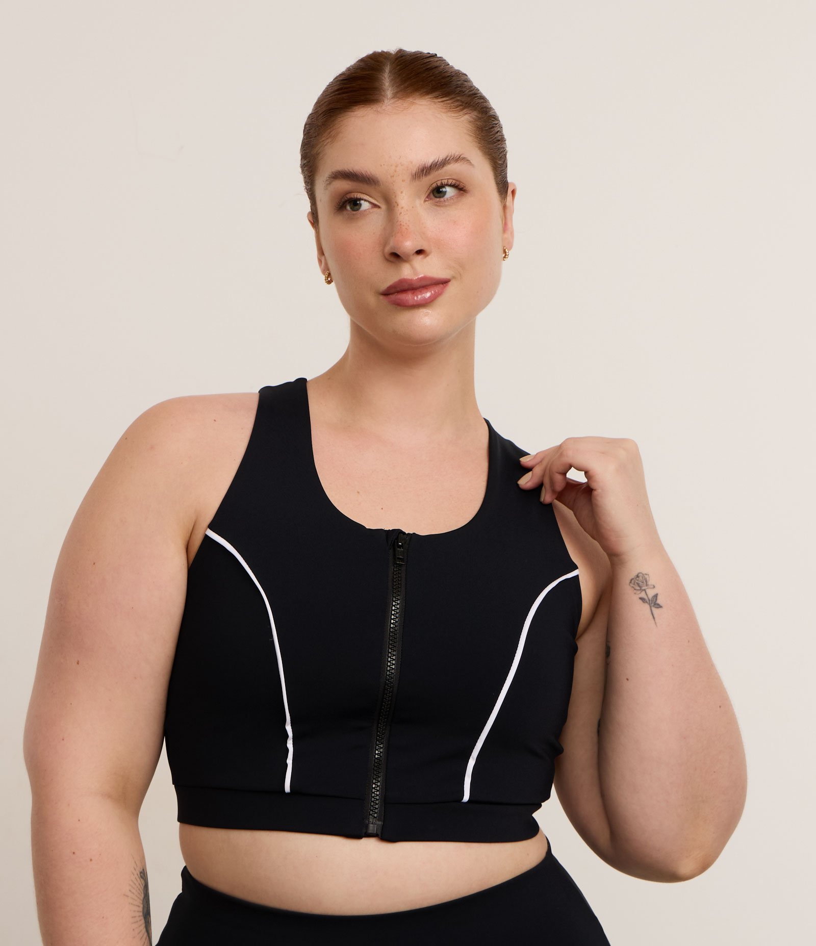 Top Nadador Esportivo com Tecnologia Dry e Alta Sustentação Curve e Plus Preto 1