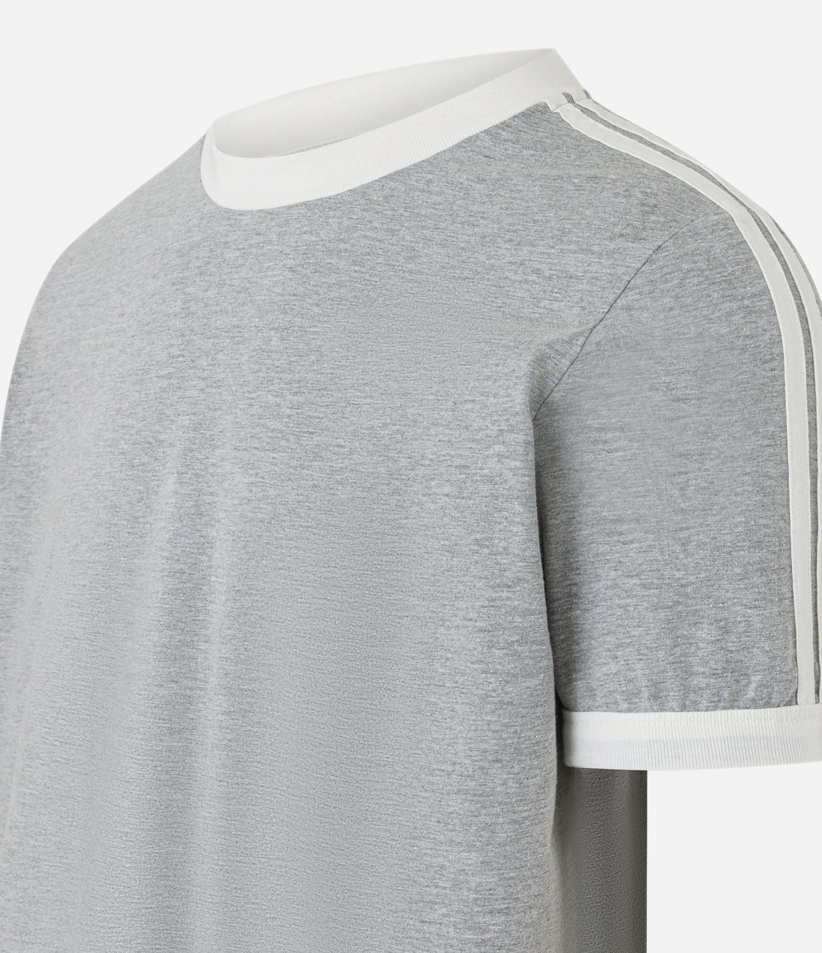 Camiseta Regular em Mesca com Listras nos Ombros e Viés Contrastante Cinza 7