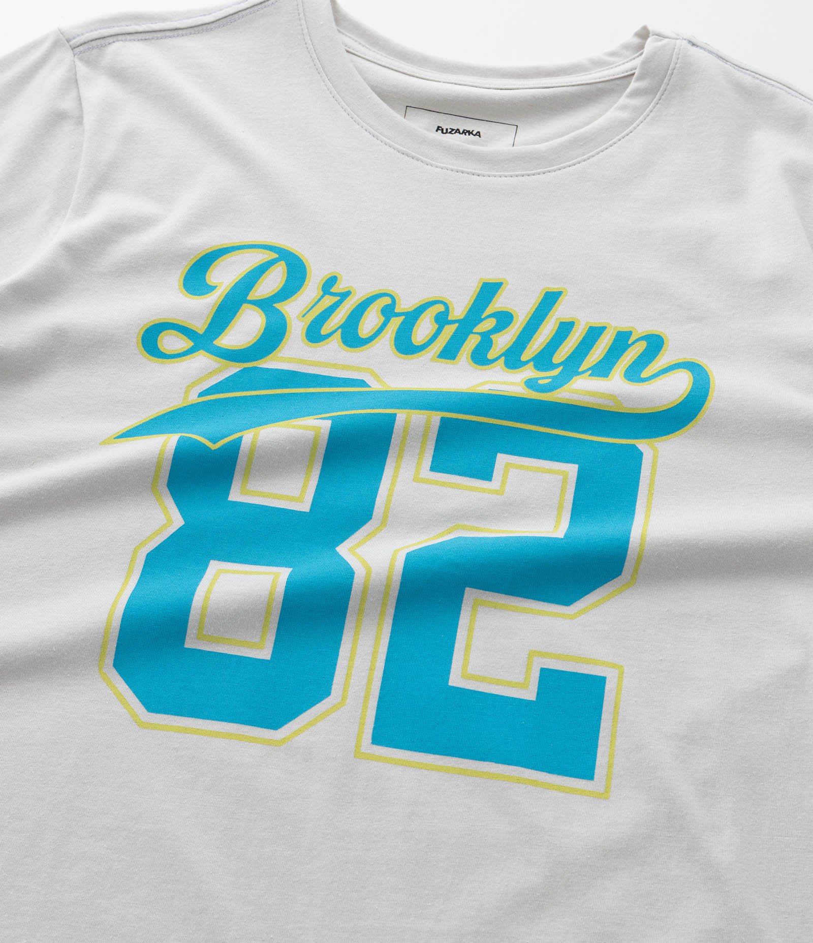Camiseta Infantil com Lettering Brooklyn 82 - Tam 5 a 14 Anos Cinza 4