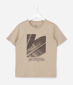 Camiseta Infantil com Estampa Folhagem - Tam 5 a 14  Anos