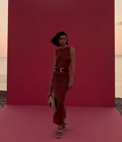 Saia Long Midi Cintura Alta em Tricô Crochetado com Miçangas