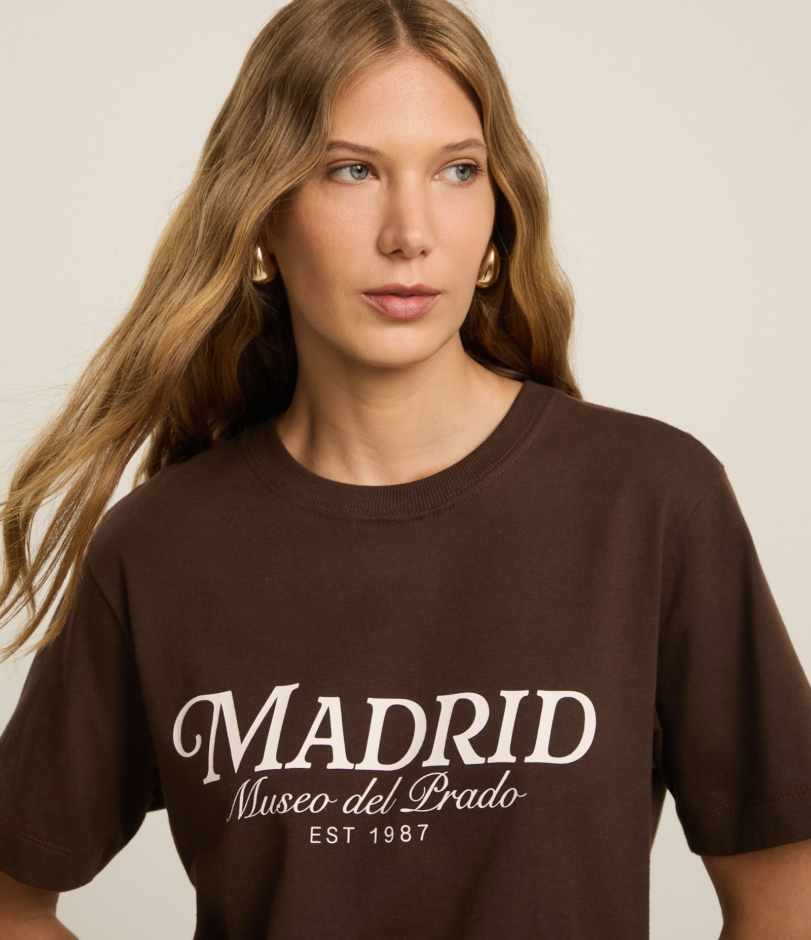 Camiseta em Algodão com Lettering Madrid Marrom 1