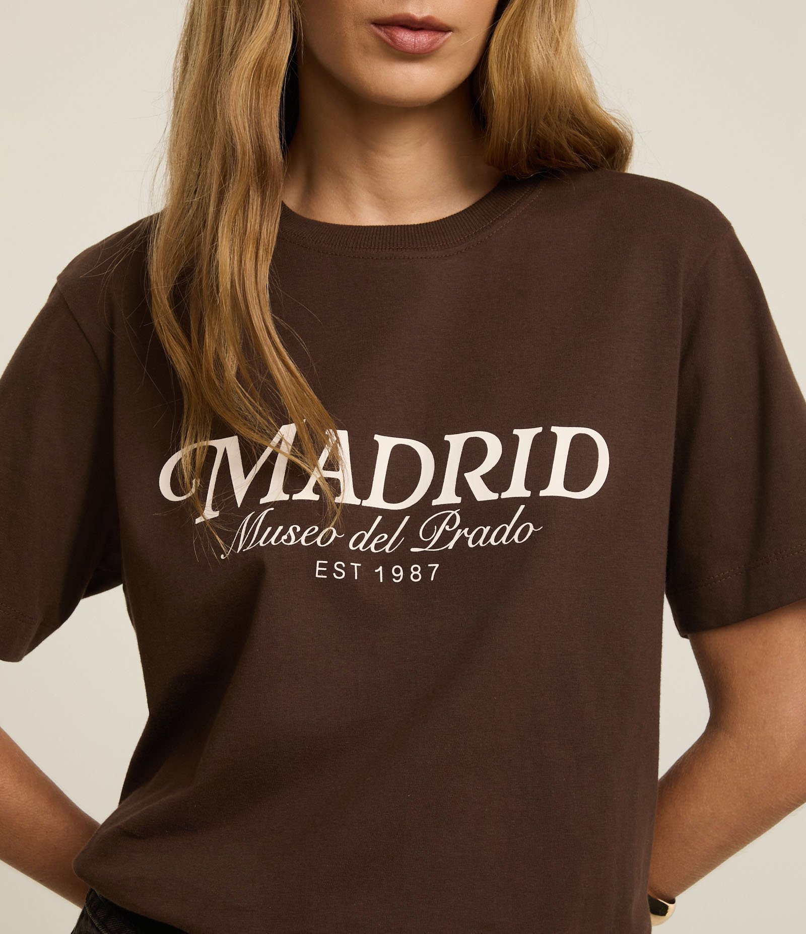 Camiseta em Algodão com Lettering Madrid Marrom 4