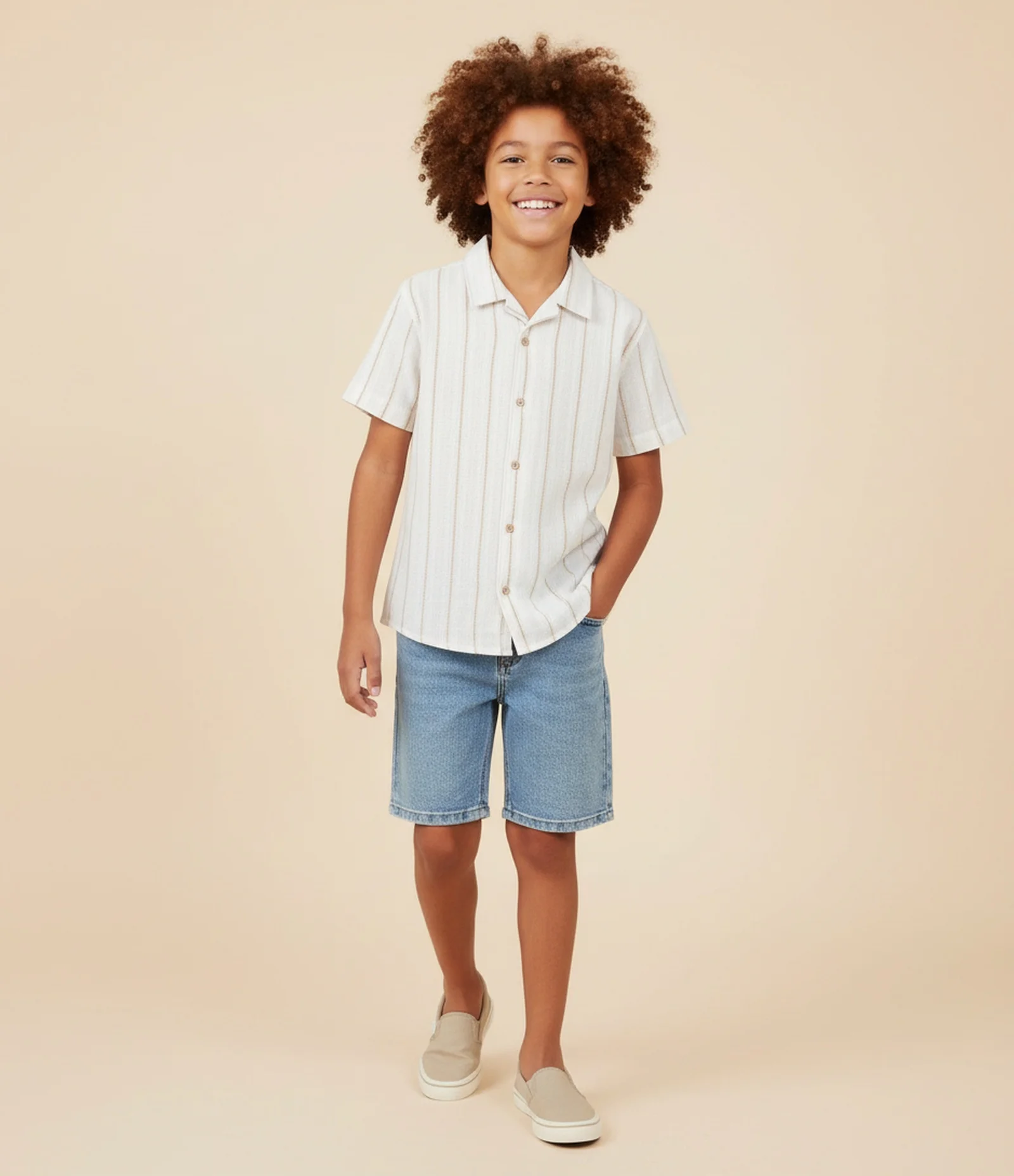 Bermuda Reta Infantil em Jeans com Cós Elástico - Tam 5 a 14 anos Azul 1