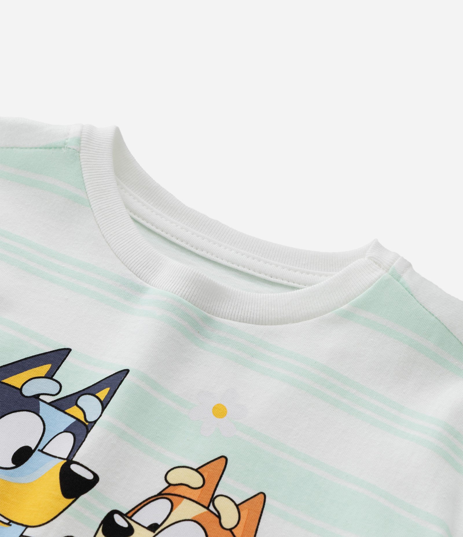 Camiseta Infantil Listrada com Estampa Bluey e Bingo - Tam 1 a 6 Off White/Verde Claro 4