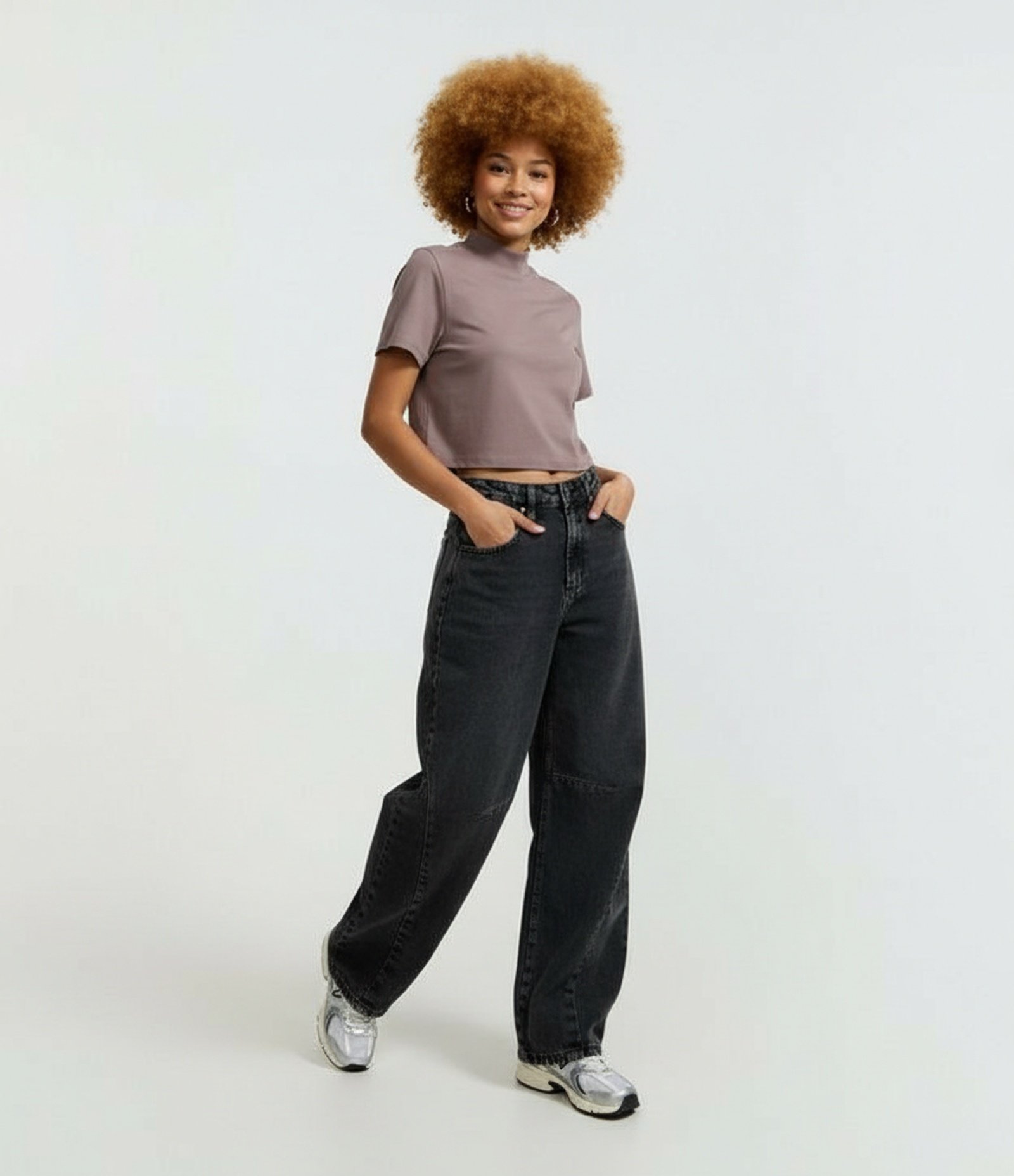 Blusa T-Shirt Cropped em Algodão Peruano com Gola Altinha Cinza 6