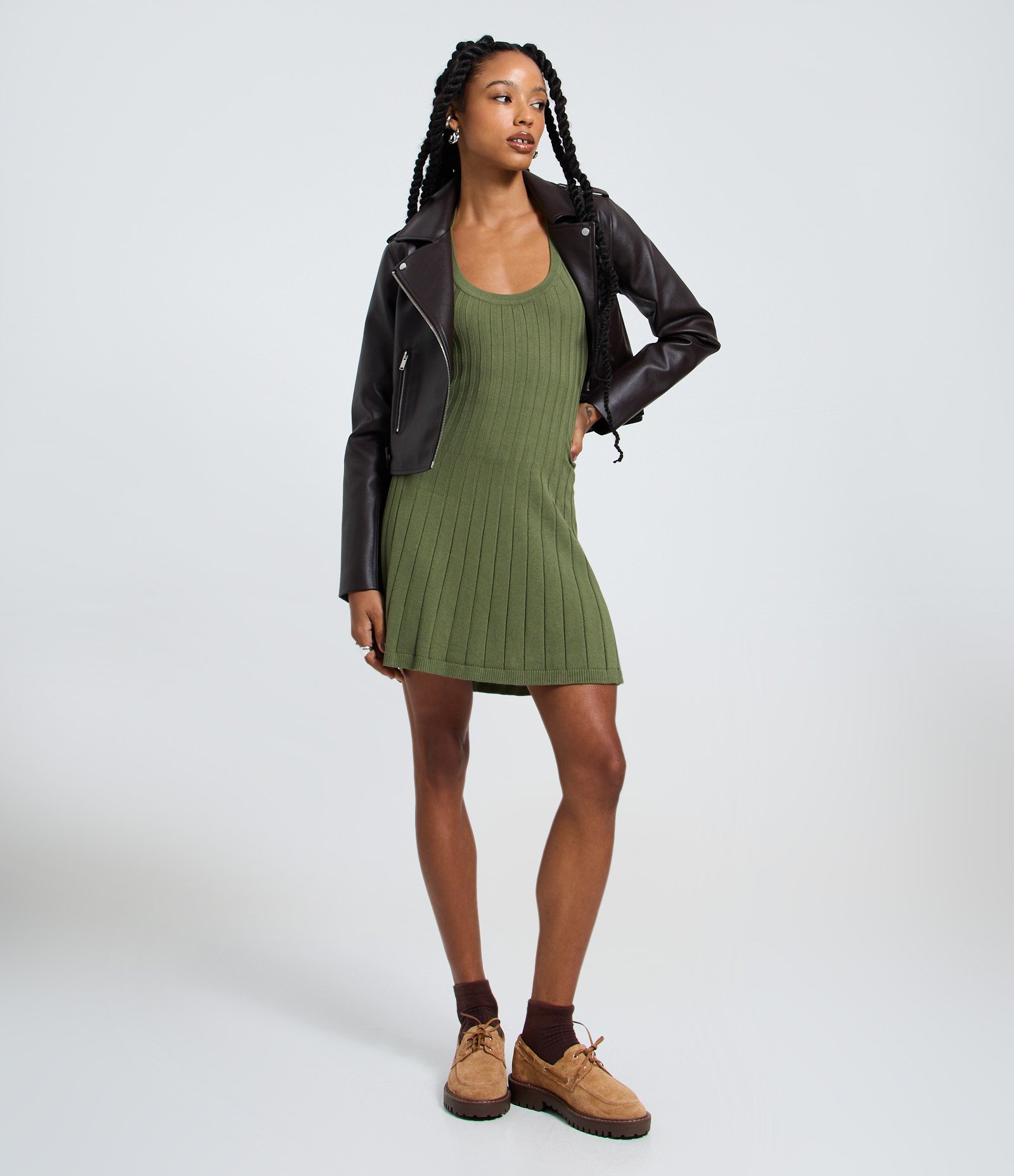 Vestido Evasê com Frente Única em Viscose com Efeito Tricô Texturizado Verde 1