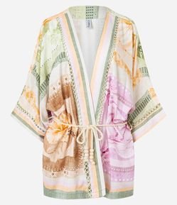 Kimono Alongado em Viscose com Estampa Tropical