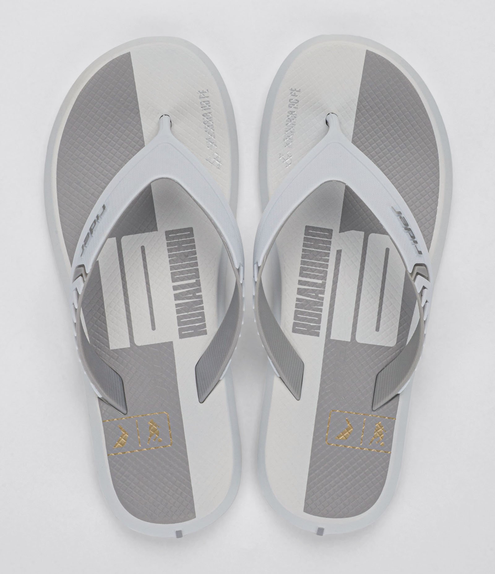 Chinelo de Tiras com Estampa de Futebol Ronaldinho Gaúcho Rider Cinza 3