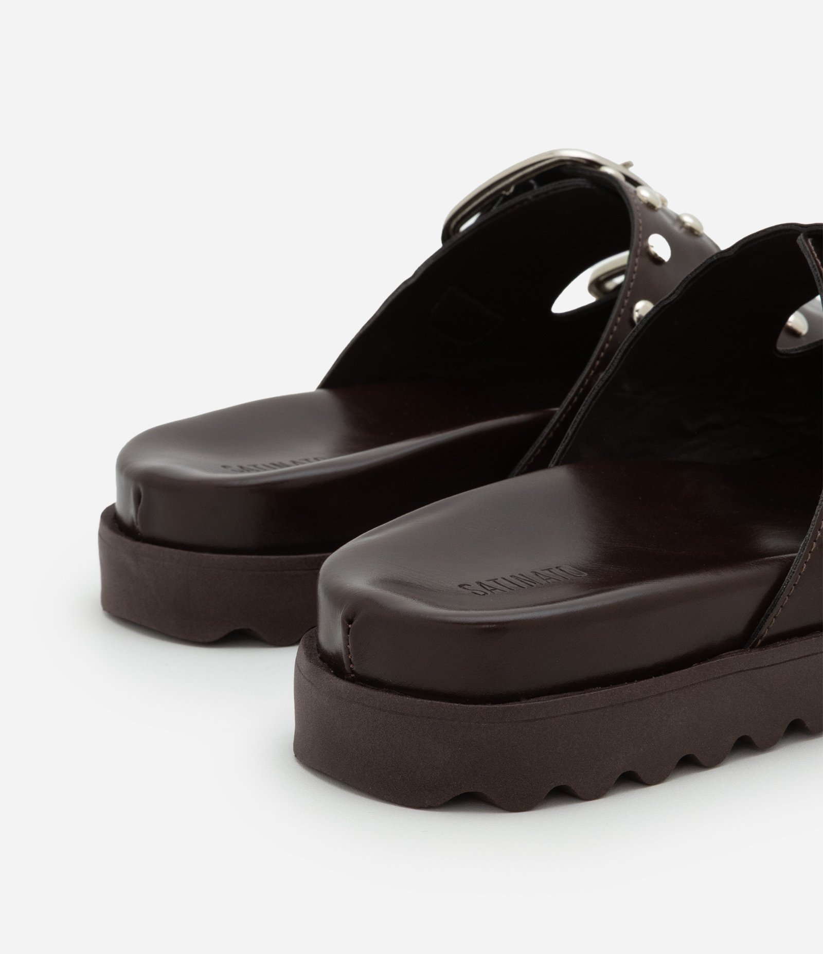 Sandália Rasteira Flatform Sport com Fivelas e Multi Esferas Marrom 5