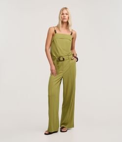 Calça Pantalona em Orly com Cinto Largo com Fivela Diferenciada