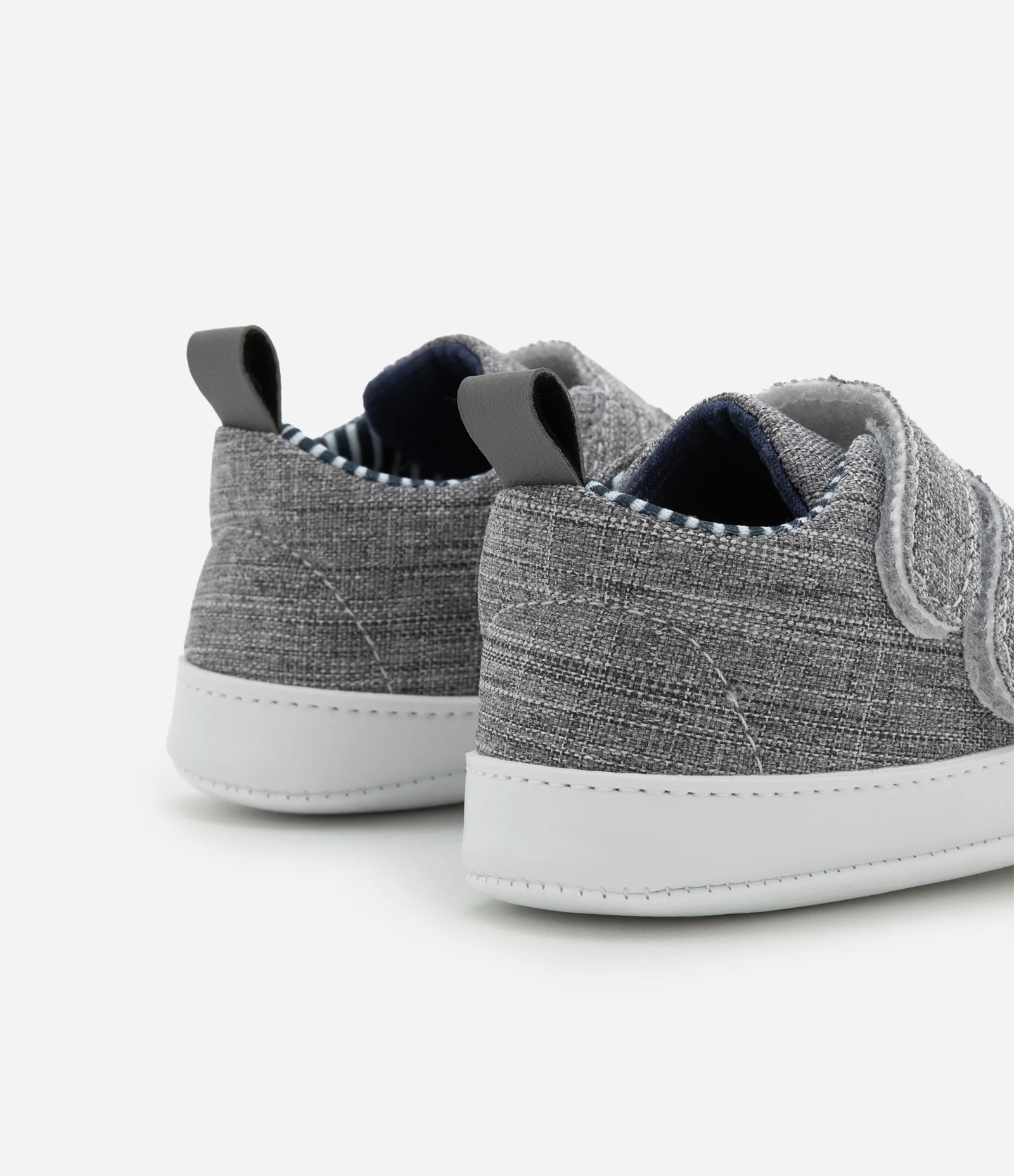 Tênis Infantil com Velcro - Tam 0 a 18 meses Cinza 2