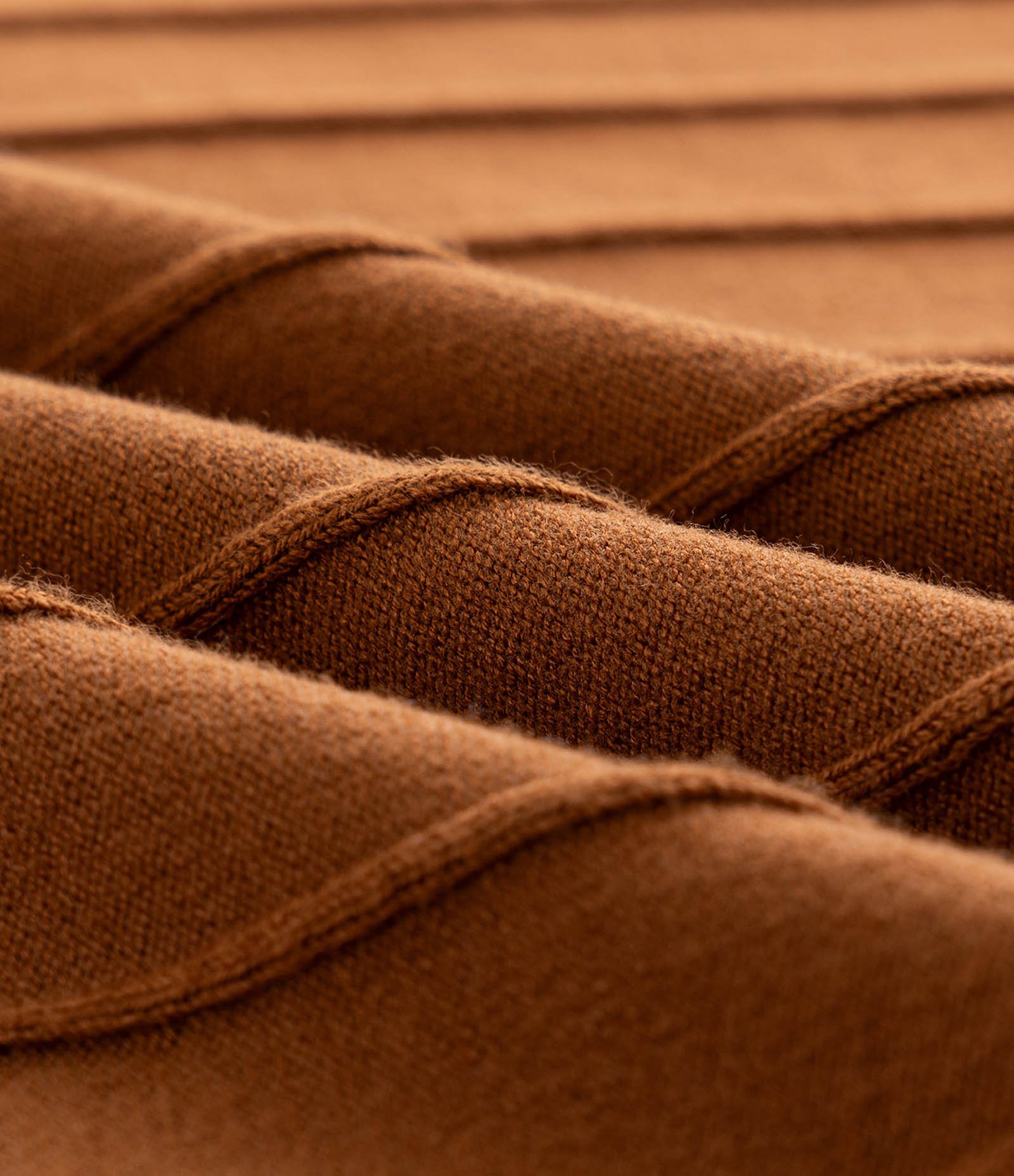 Camiseta Slim em Tricô com Relevos Verticais Marrom 3