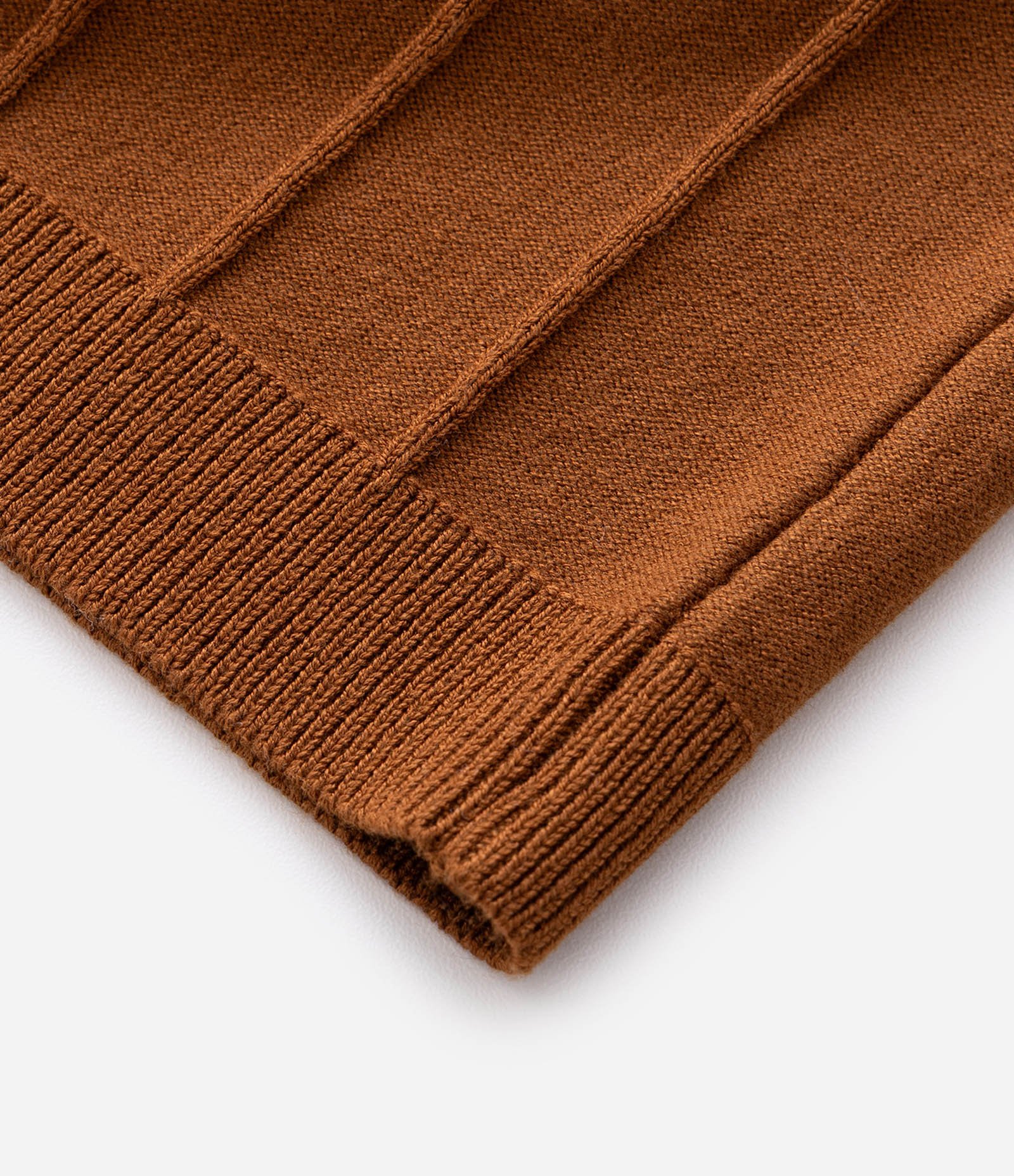 Camiseta Slim em Tricô com Relevos Verticais Marrom 4