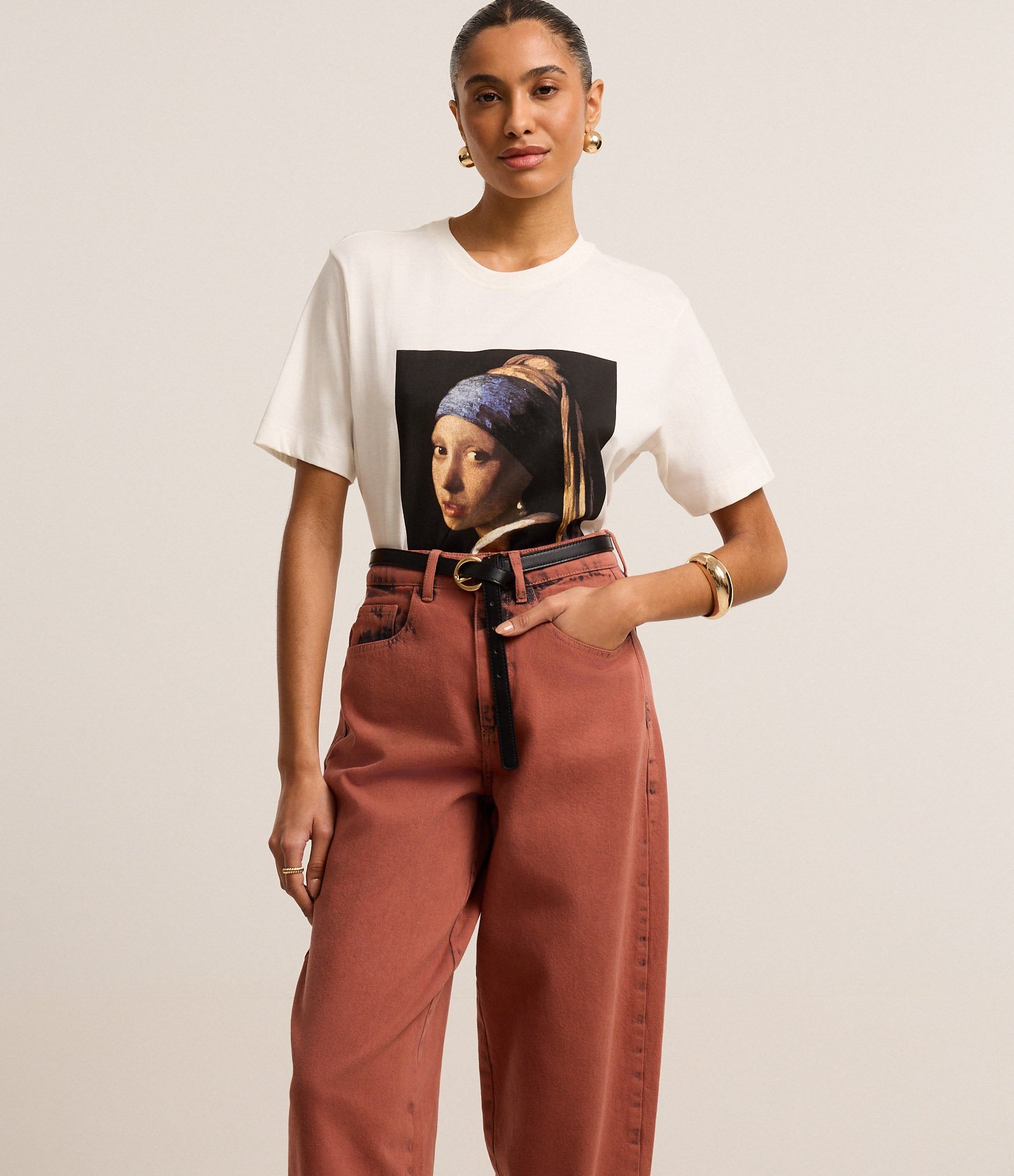 Calça Barrel Cropped em Jeans com Mix de Tingimentos Marrom 4