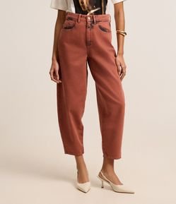 Calça Barrel Cropped em Jeans com Mix de Tingimentos