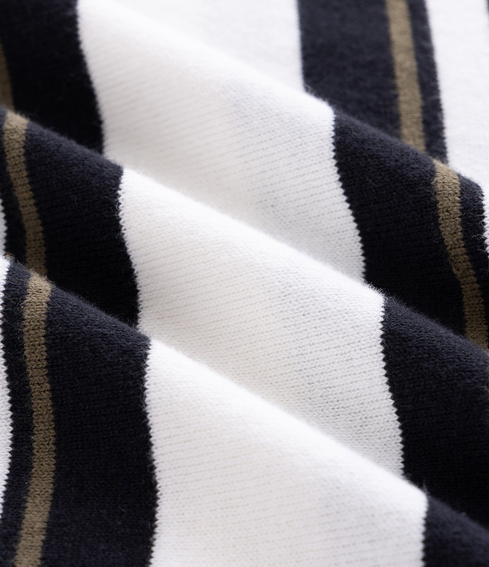 Camiseta Boxy em Tricô Listrado com Gola Polo Branco 3