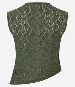 Blusa em Renda com Barra Assimétrica e Gola Redonda