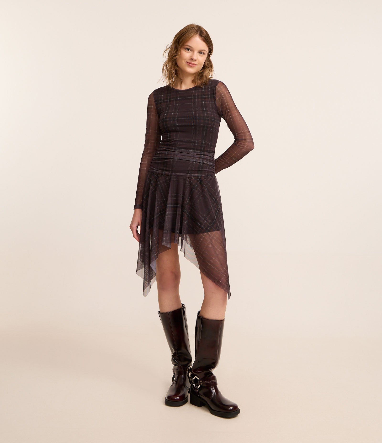 Vestido Curto em Tule Xadrez com Pontas Preto 3