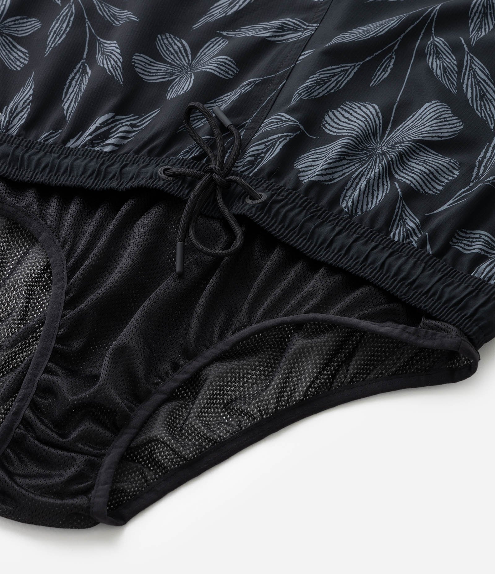 Bermuda de Banho em Microfibra com Estampa Floral Preto 10