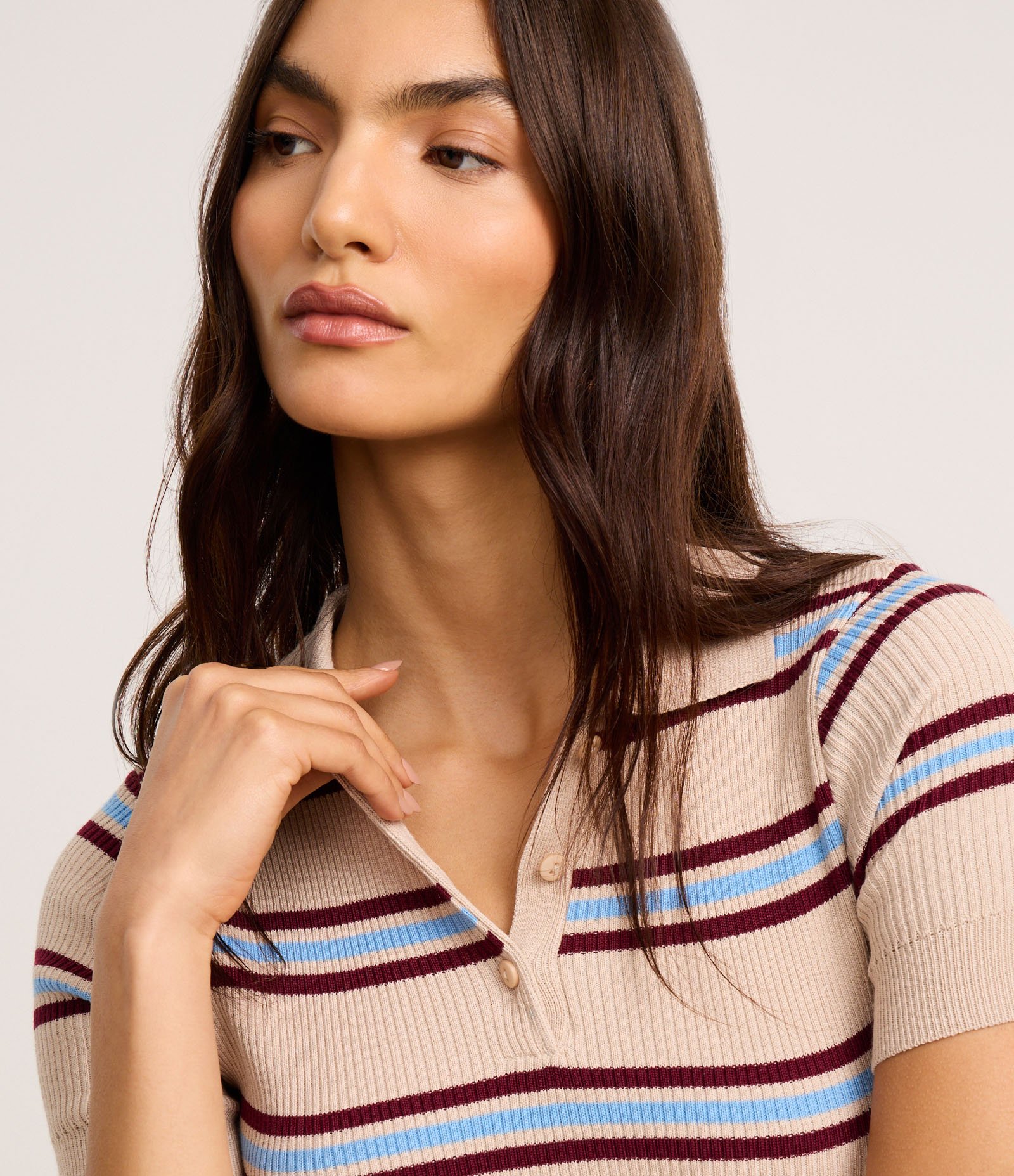 Blusa Canelada em Tricô Listrado com Gola Polo Bege 3
