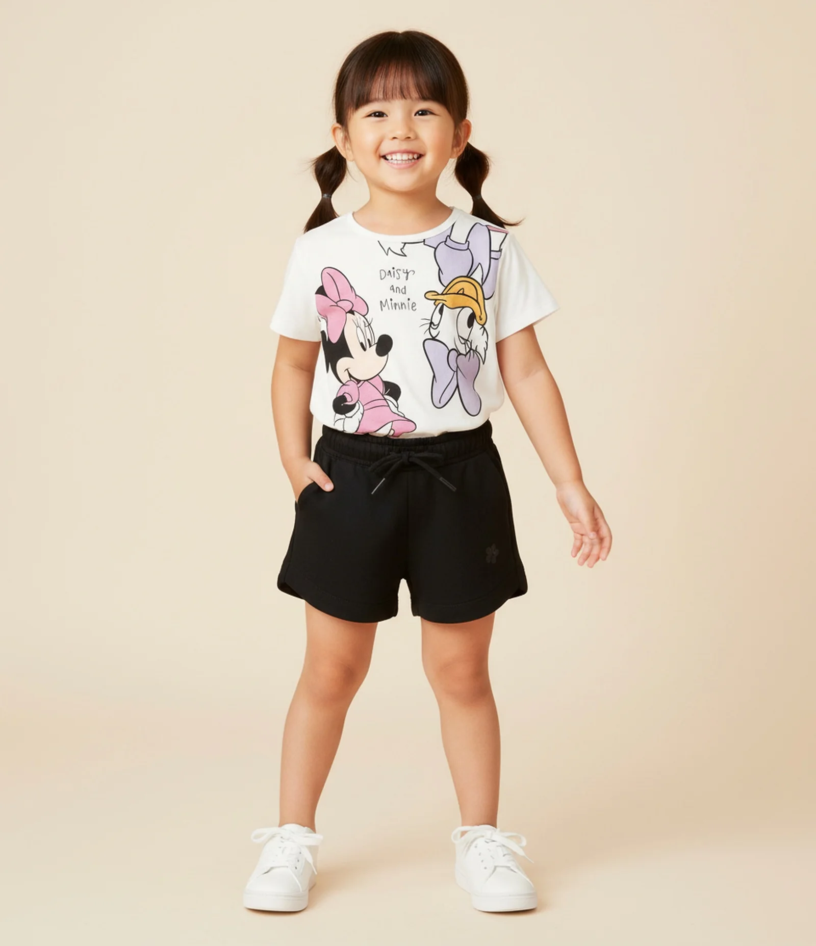 Camiseta Infantil com Estampa Minnie e Margarida - Tam 1 a 6 Anos Branco 1