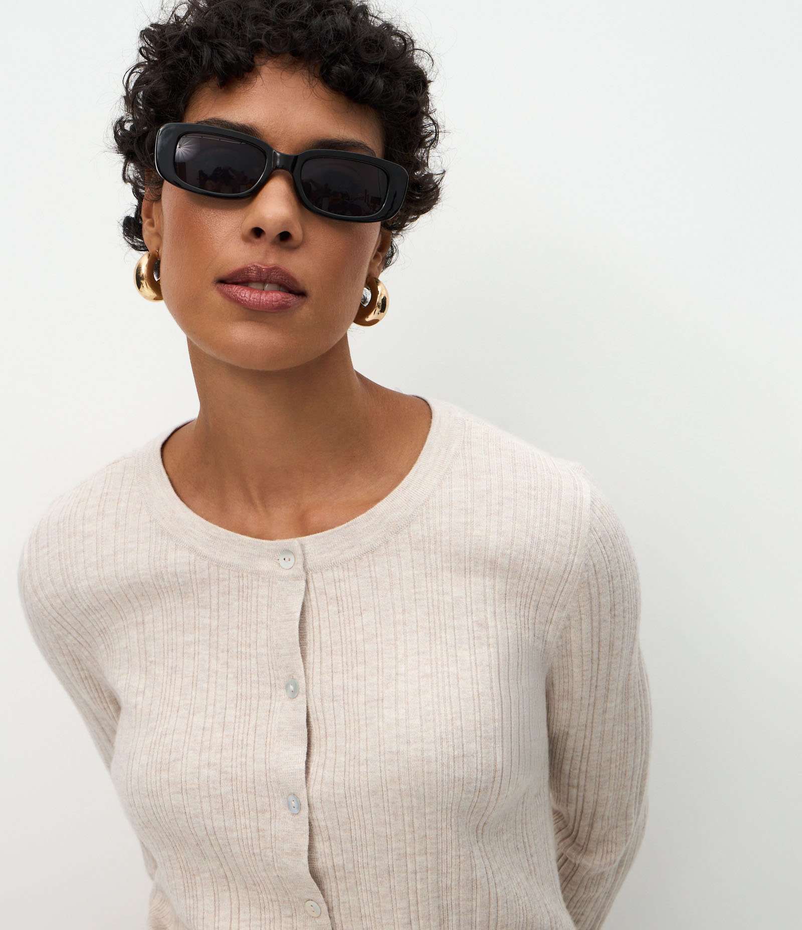 Cardigan Básico Ajustado em Tricô Canelado Bege 3