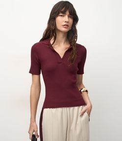 Blusa Regular em Tricô com Gola Polo Canelada