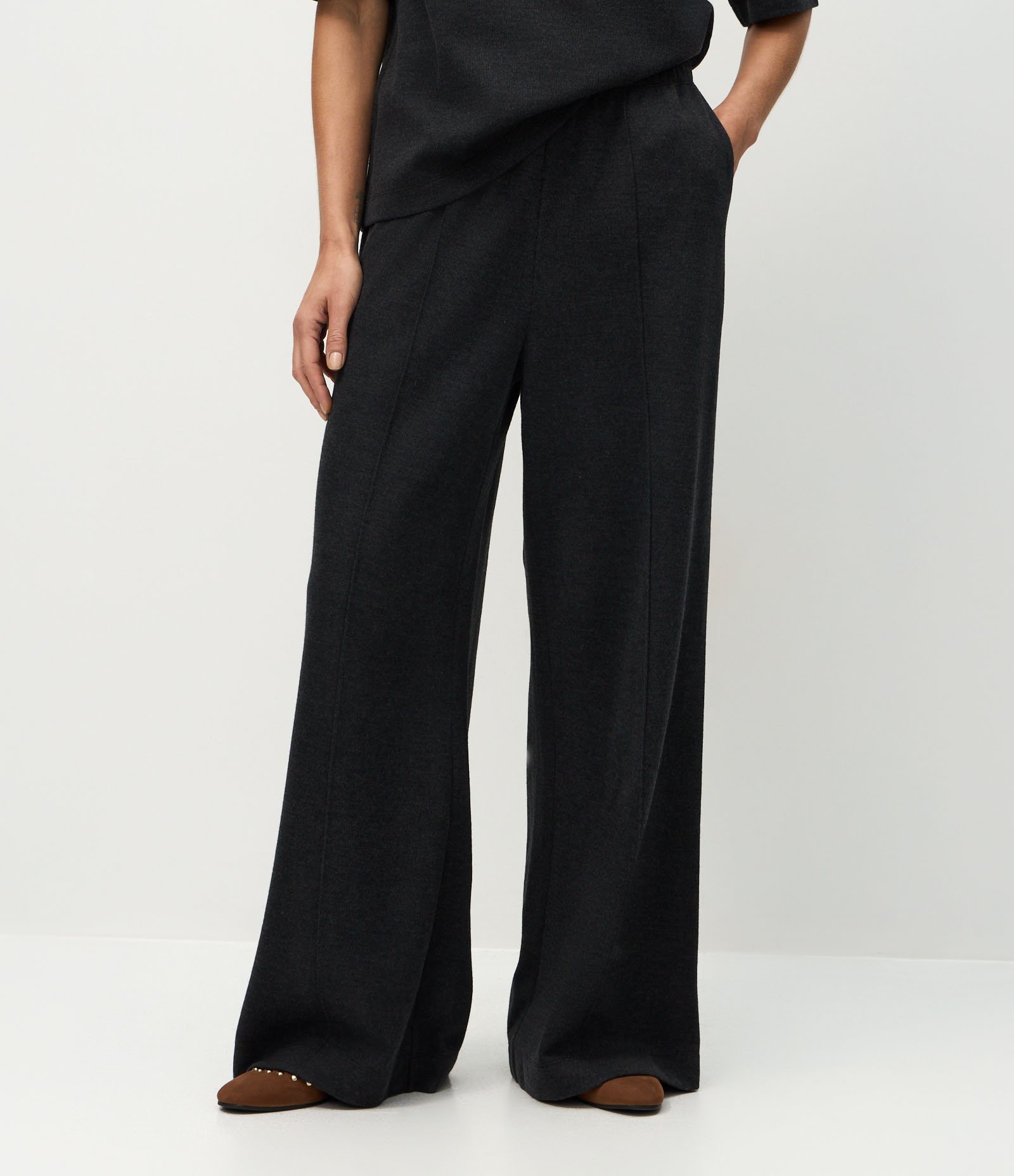 Calça Wide Leg em Moletom Sem Felpa Preto 4