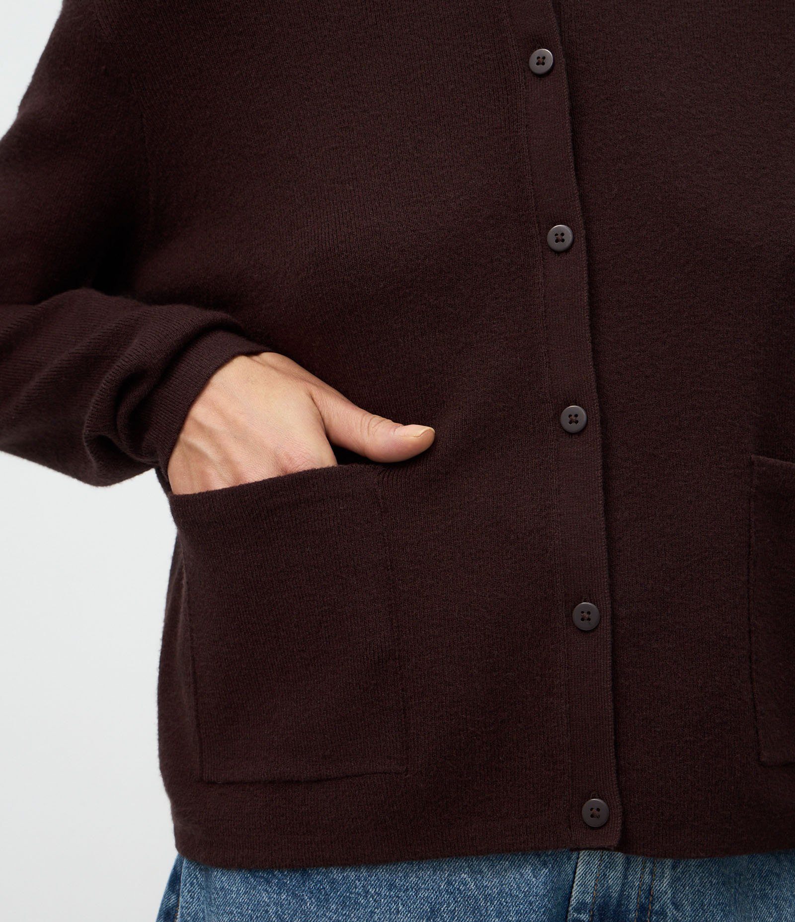 Cardigan em Tricô com Bolsos Frontais Marrom 3