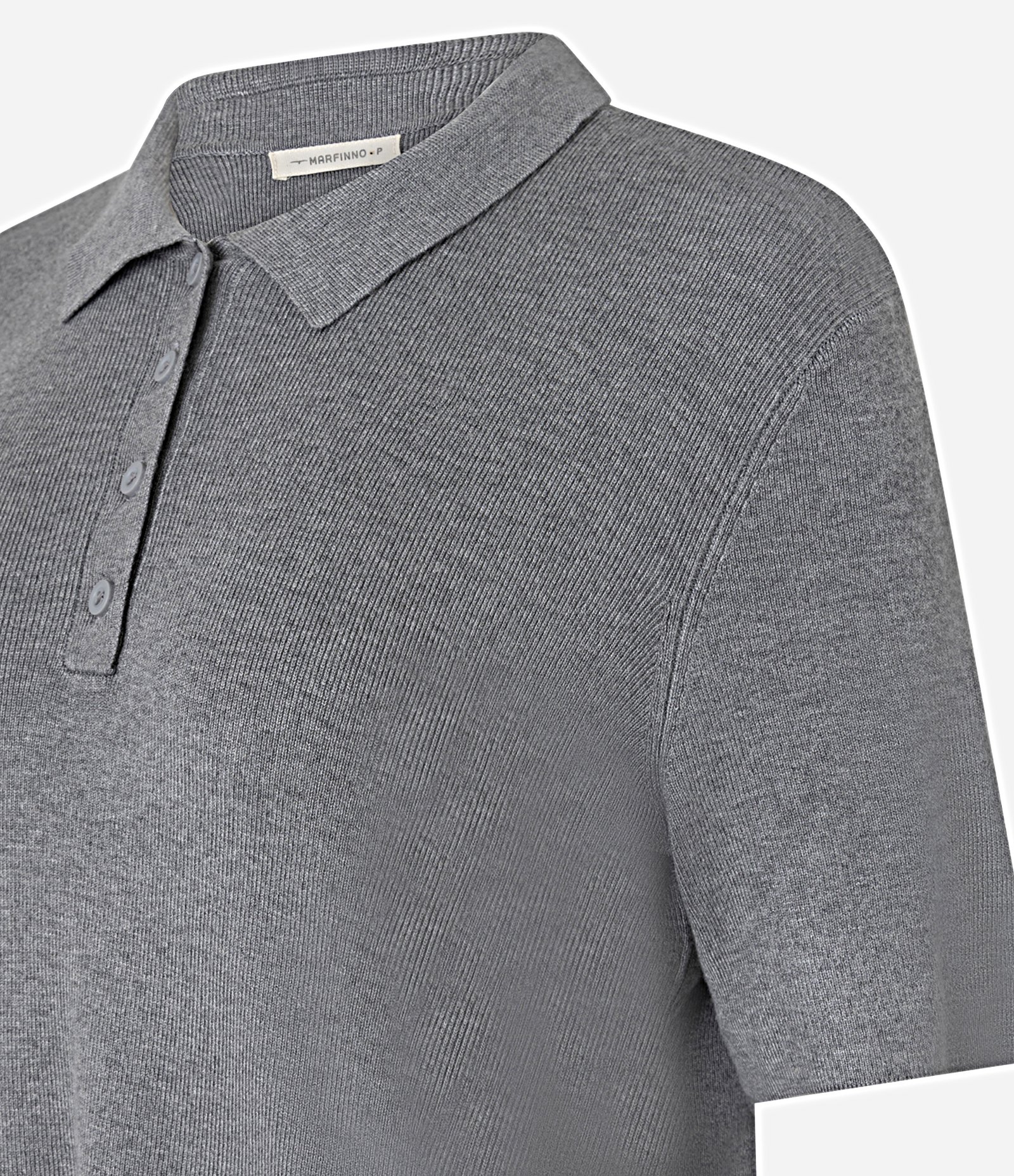 Blusa em Tricô com Manga Curta e Gola Polo Cinza 5