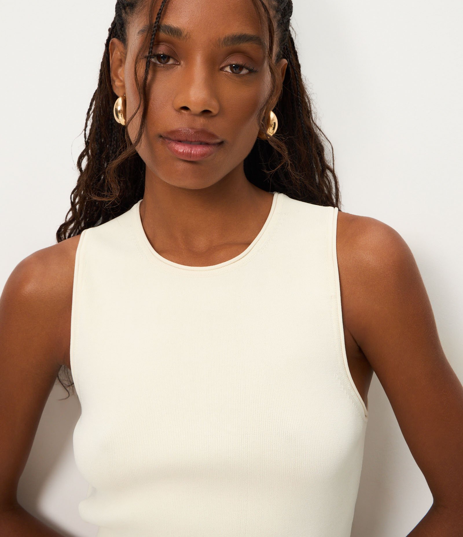 Blusa sem Manga em Tricô com Gola Redonda Branco 4