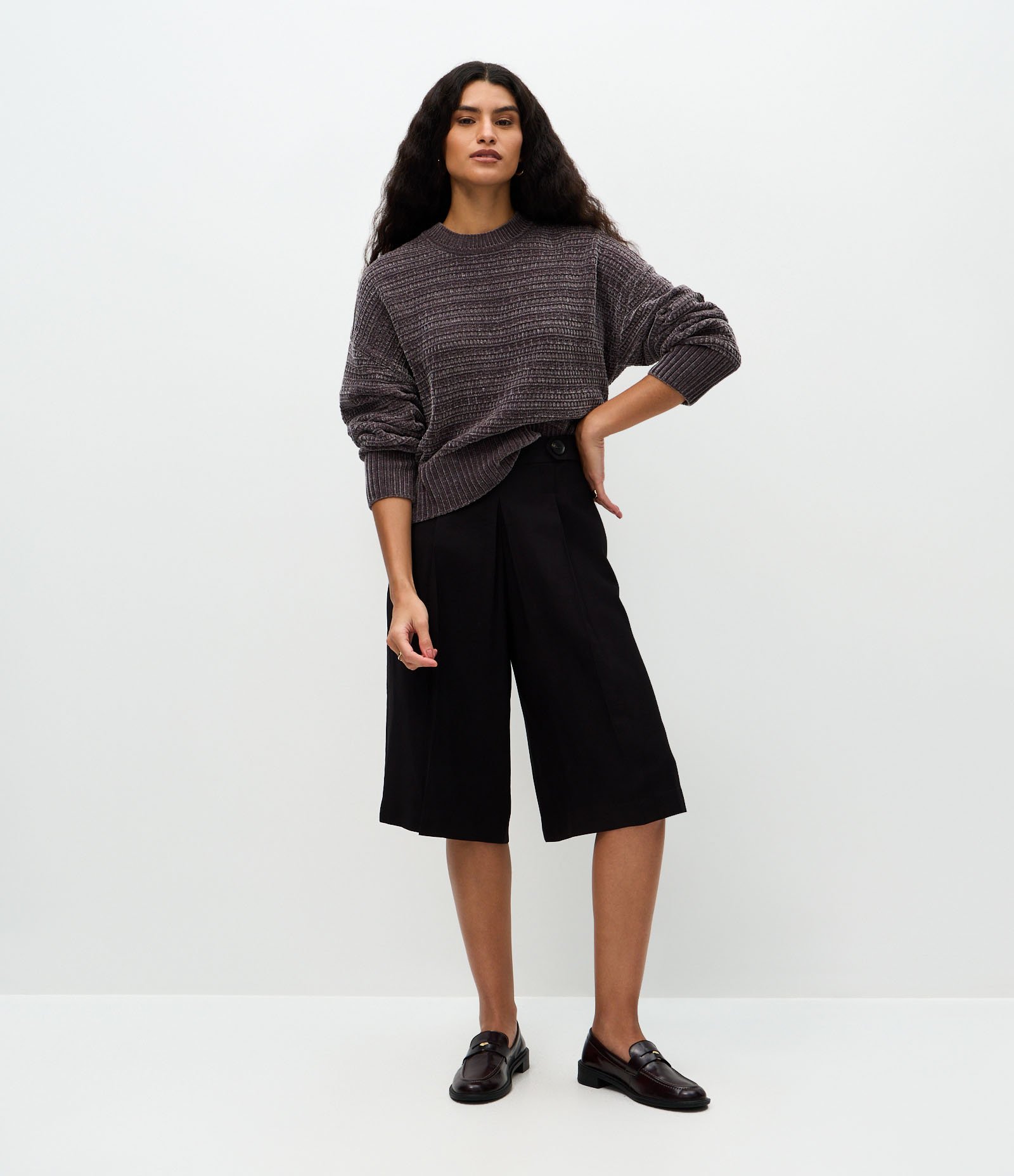 Suéter Regular e Texturizado em Tricô Chenille Cinza 3