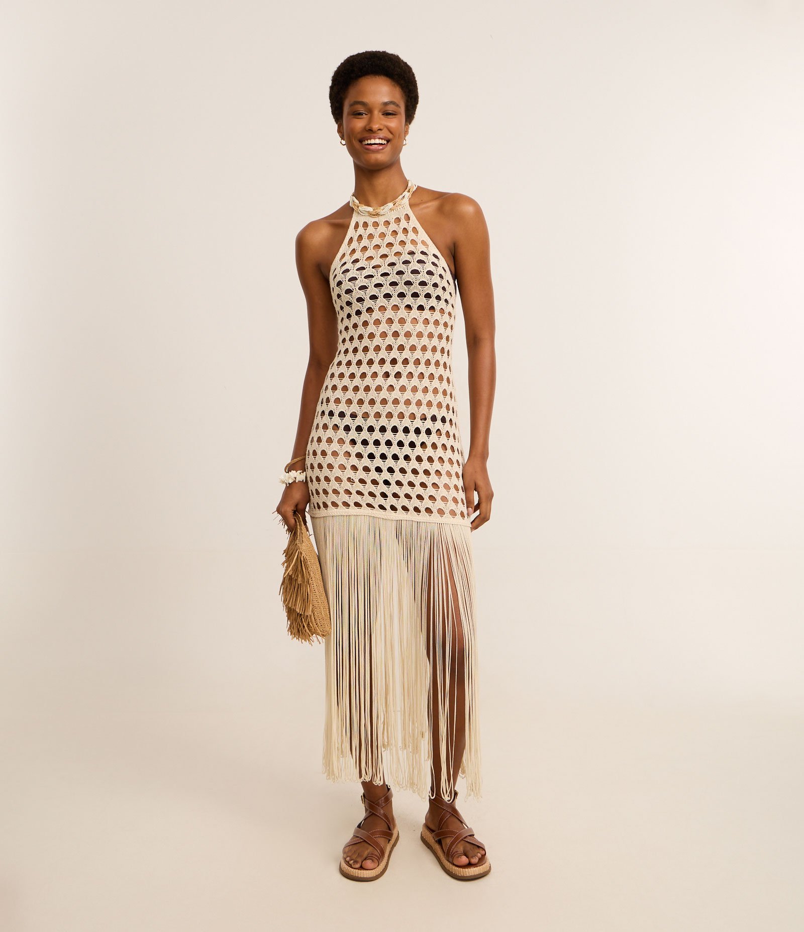 Saída de Praia Vestido em Crochê com Franjas Bege 2
