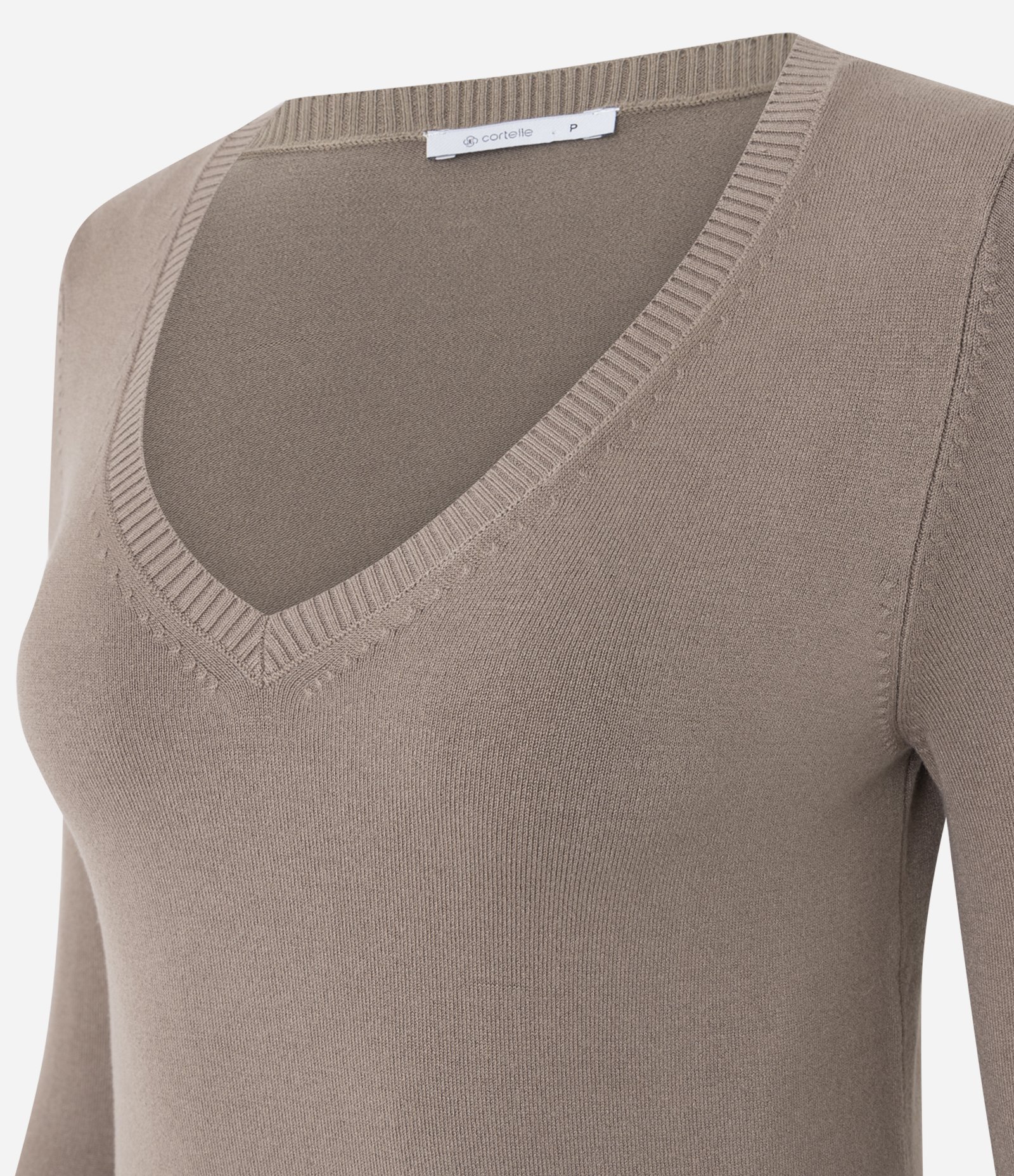 Blusa Básica em Tricô Leve com Decote V Marrom 2