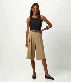 Blusa Básica em Viscose com Gola Redonda