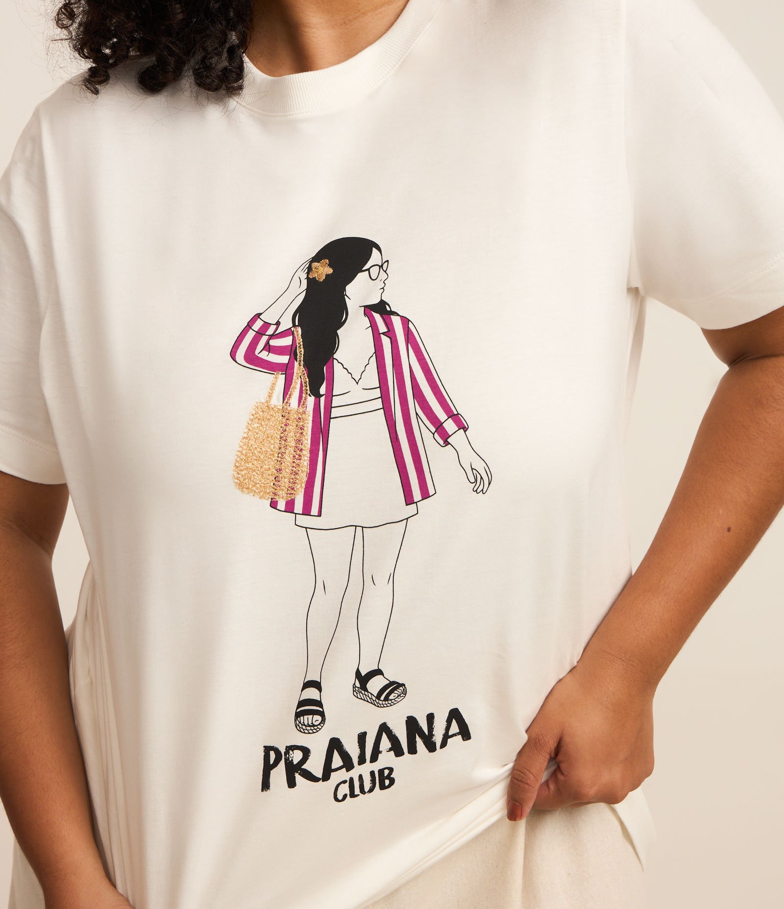 Camiseta Alongada em Algodão com Estampa Praiana e Detalhe Bordado Curve & Plus Size Branco 3