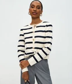 Cardigan em Tricô Listrado com Botões