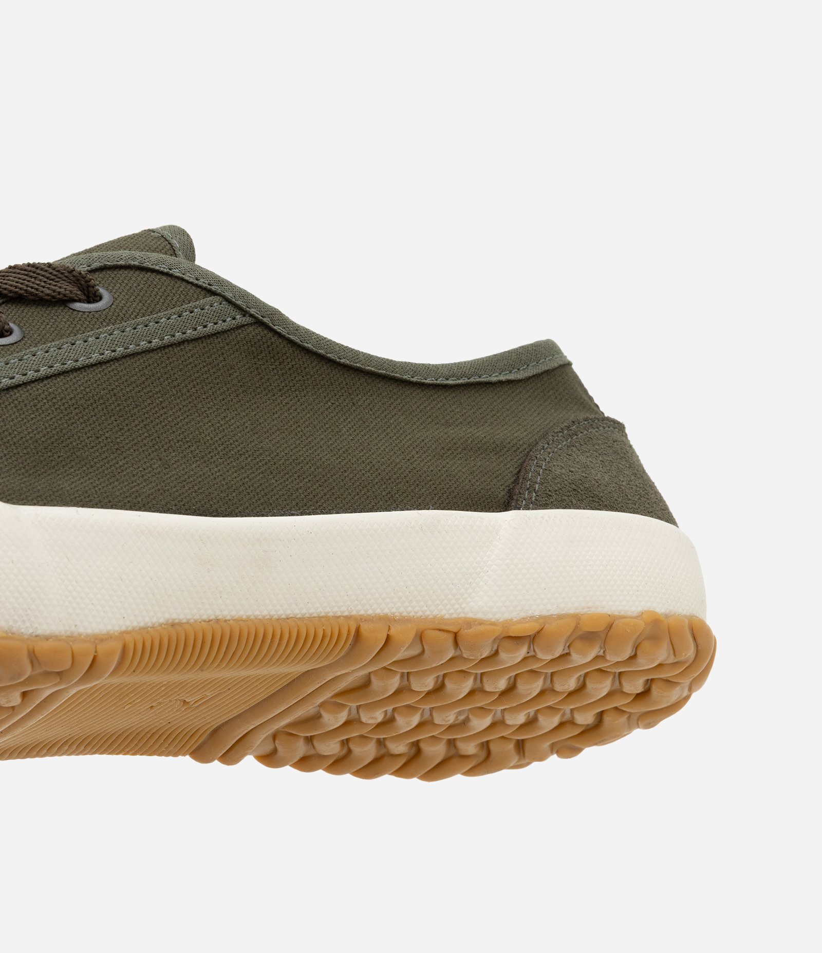 Tênis Casual Retrô em Sarja com Recortes e Cadarço Verde 3