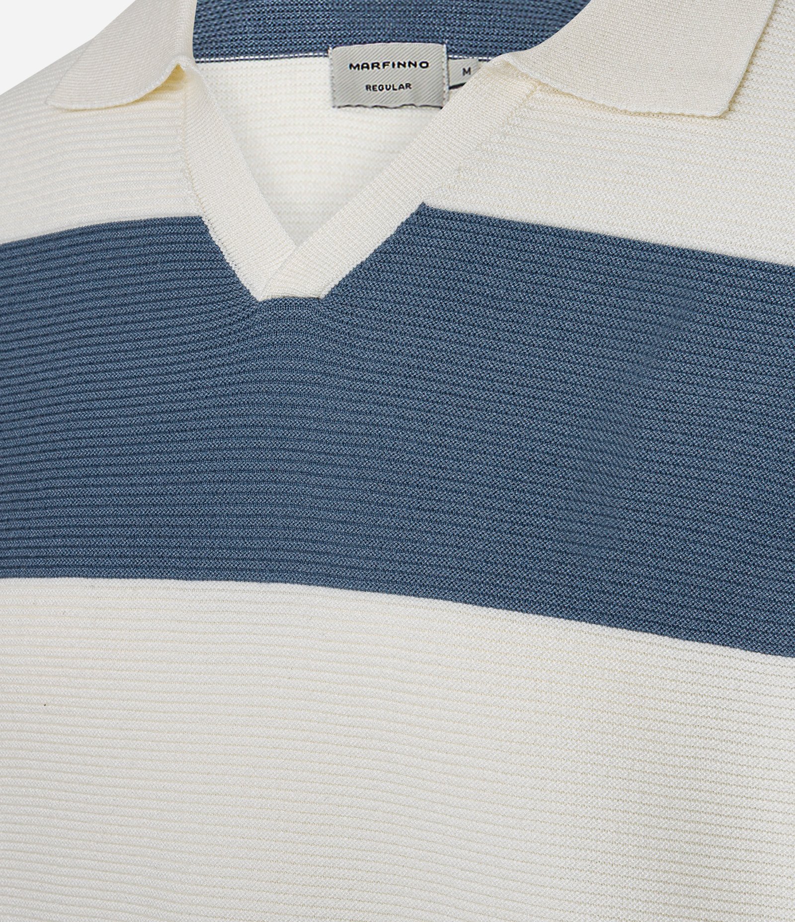 Blusão em Viscose Meia Malha com Gola Lapela e Estampa Listrada Azul/Branco 3