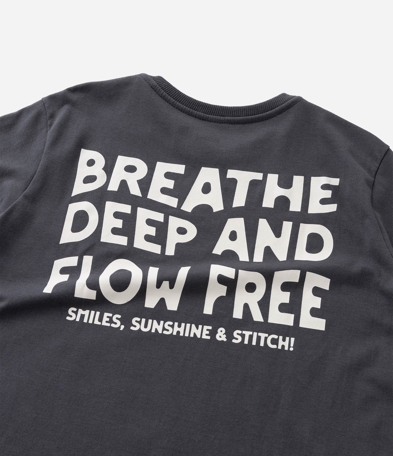 Camiseta Comfort Infantil Stitch Praiano  - Tam 5 a 14 Anos Cinza 6