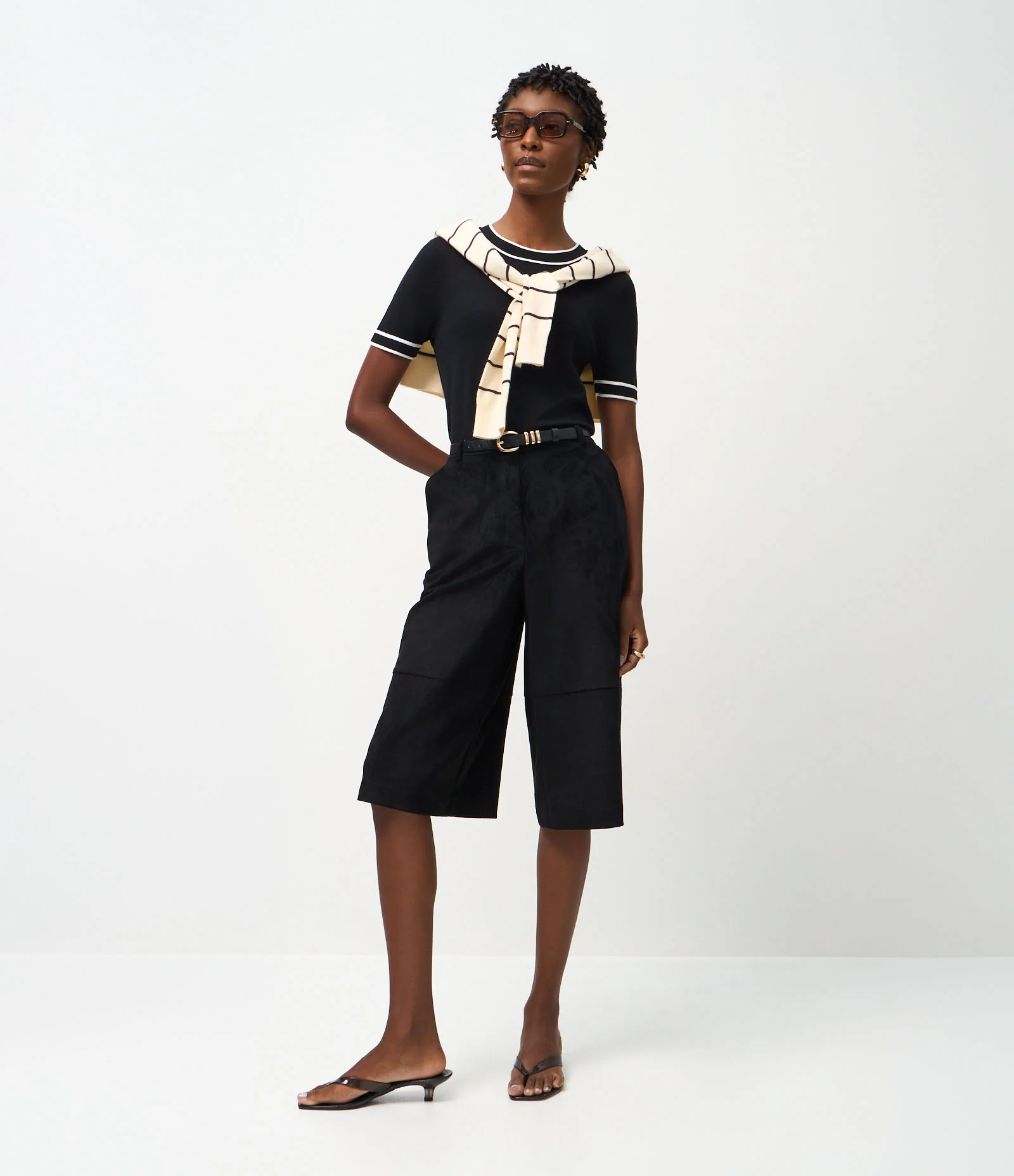 Blusa Regular em Tricô com Viés Contrastantes Preto 2