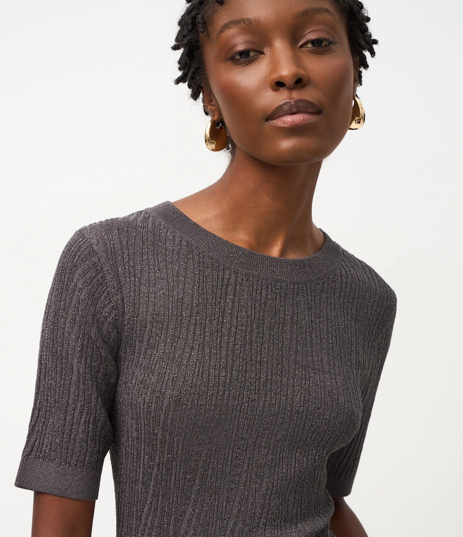 Blusa em Tricô com Ponto Diferenciado e Caimento Leve Cinza 1