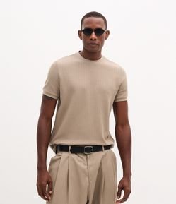 Camiseta Slim em Algodão com Textura Canelada