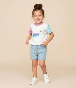Camiseta Regular Infantil com Estampa A Casa Mágica da Gabby - Tam 1 a 6 Anos