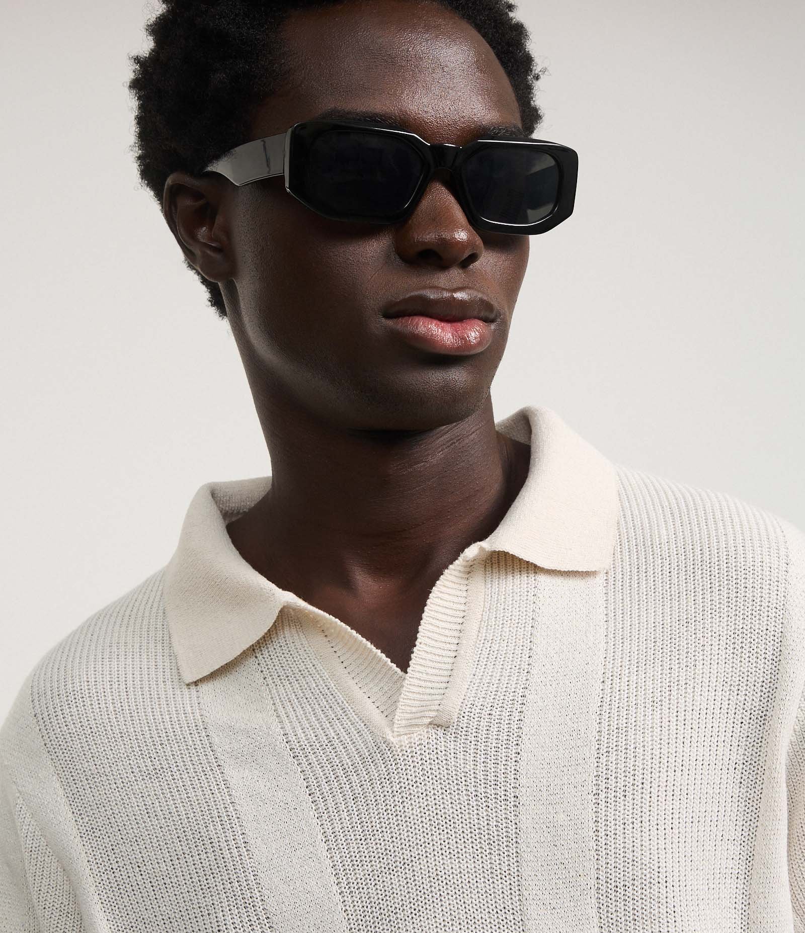 Camisa Polo em Tricô com Efeito de Listras Bege 4