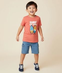 Camiseta Infantil com Estampa Pranchas - Tam 1 a 6 Anos